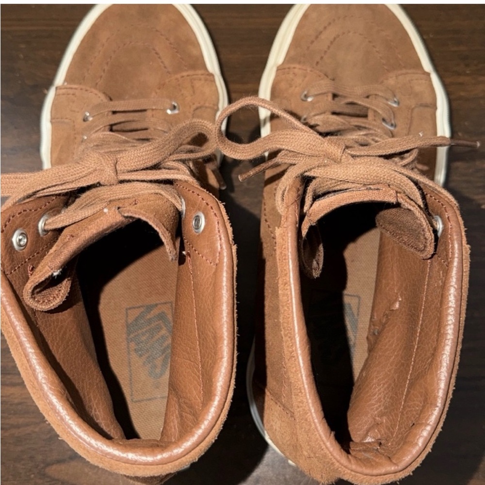 Vans Suede Brown High Top
Sk8 Mid Reissue Suede Sneakers
Men's 6 Women's 7.5 - Picture 8 of 9